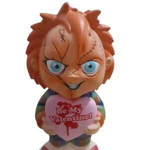 Chucky Lighted Blow Mold 14” Valentine’s Day Love Hearts Decor